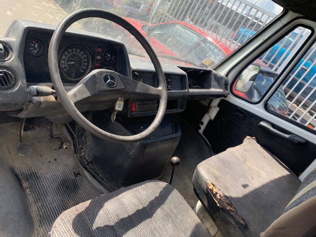 Mercedes 307 – AfricaCarz