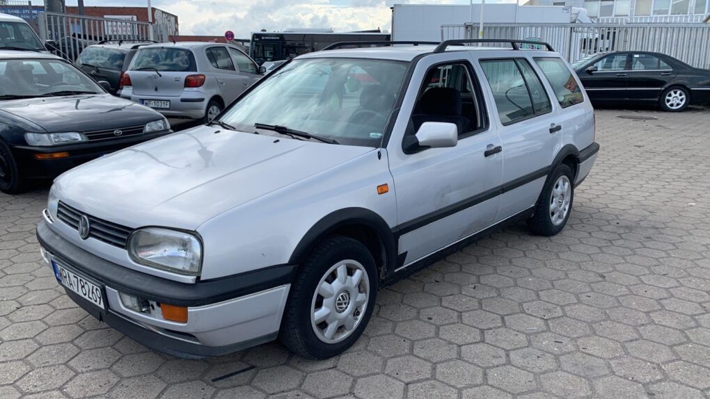 Volkswagen Golf 1.8
