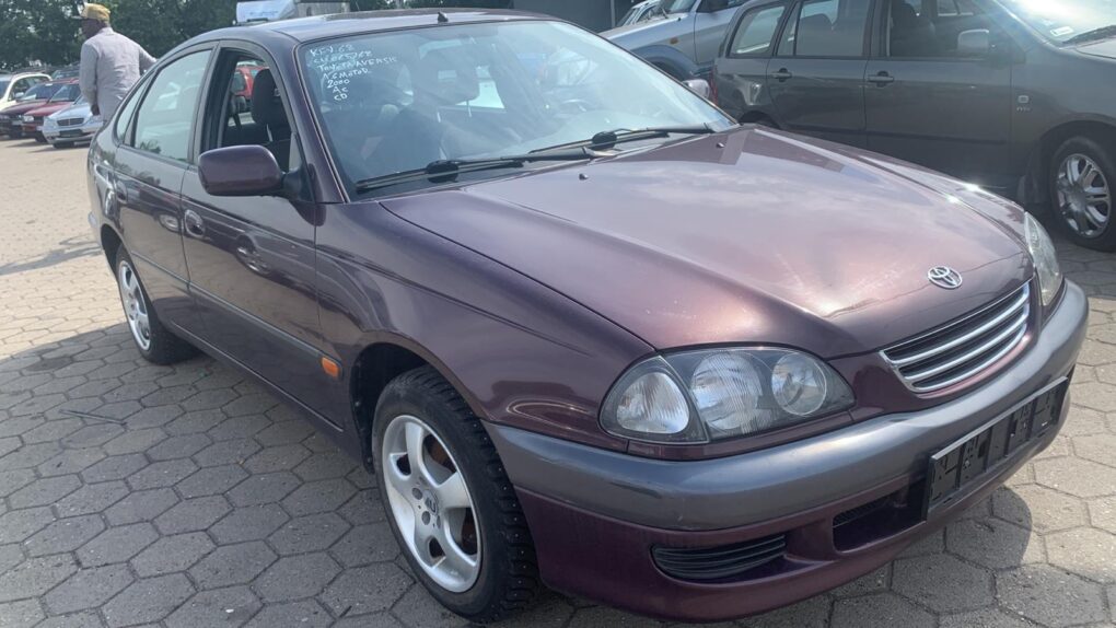 Toyota Avensis  1.6