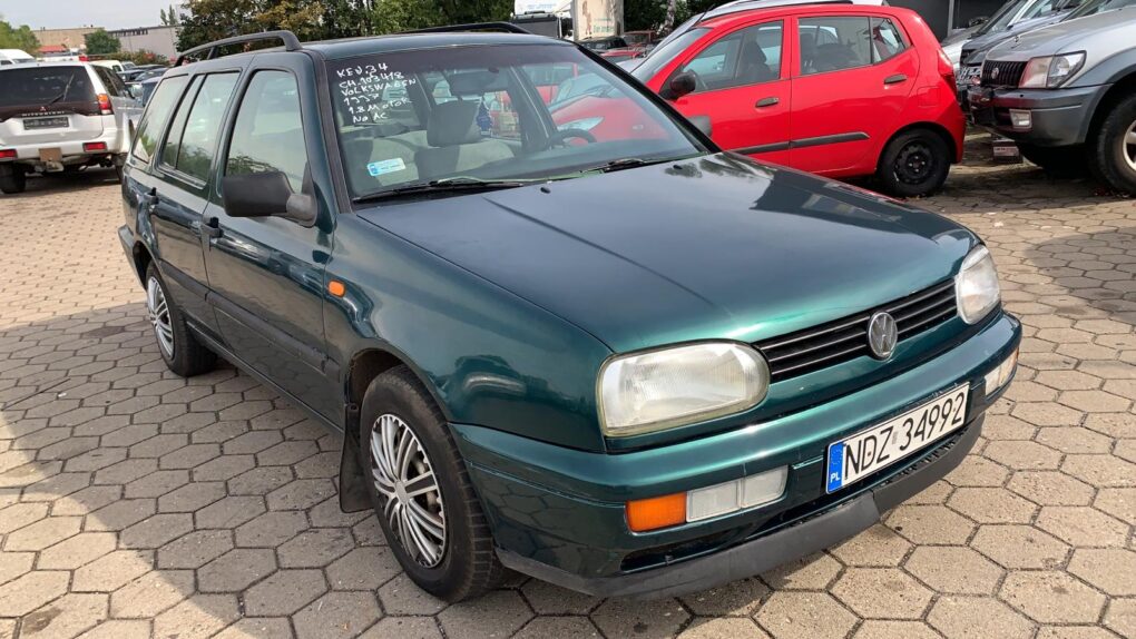 Volkswagen Golf 1.8