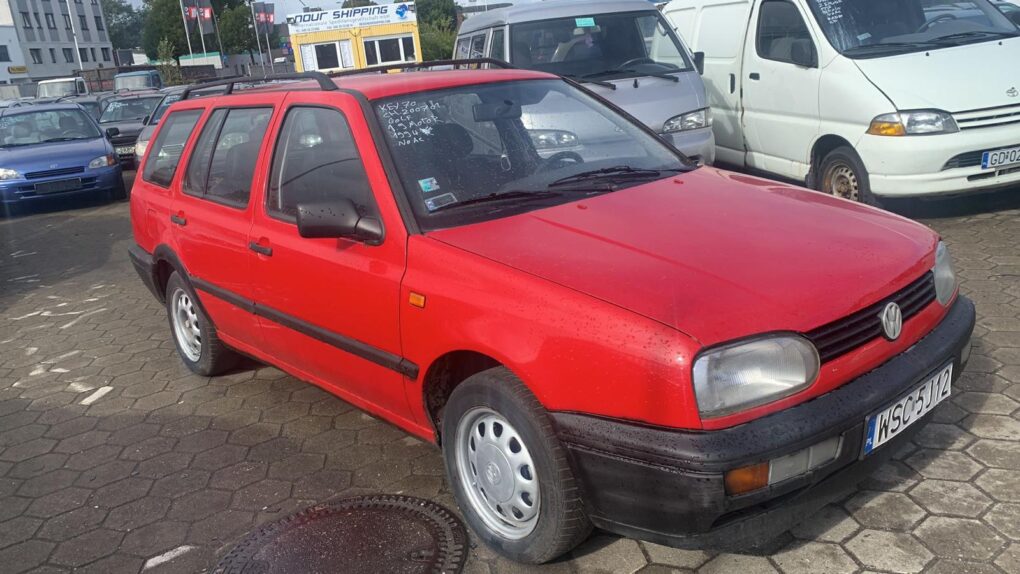 Volkwagen Golf 1.8
