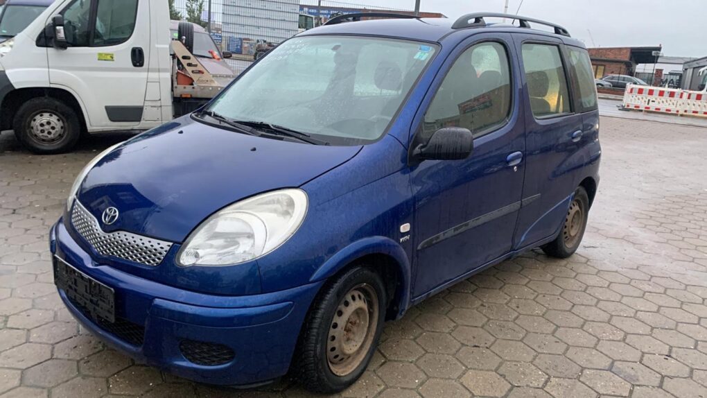Toyota Yaris Verso