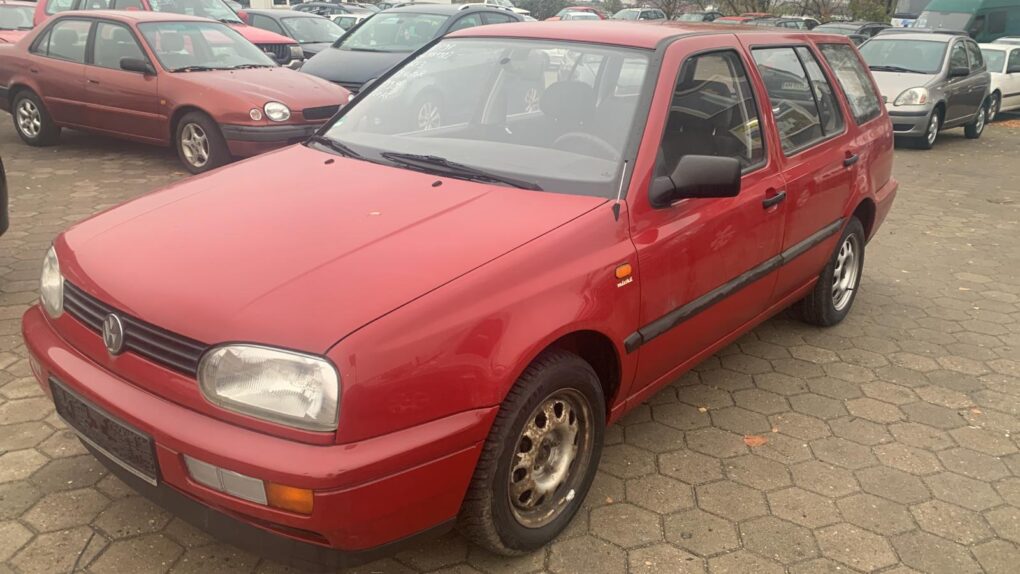 Volkswagen Golf 1.8