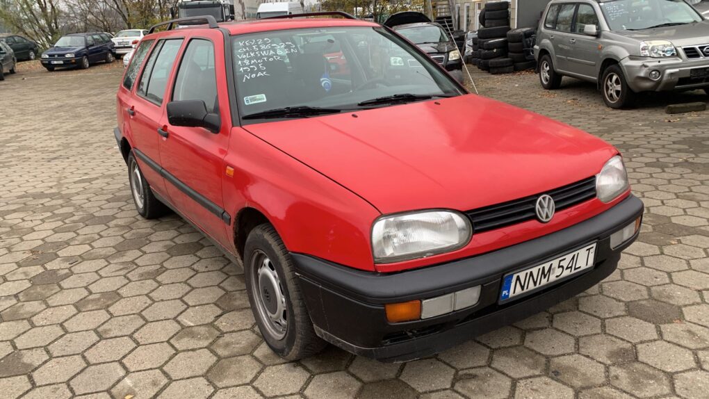 Volkswagen Golf 1.8