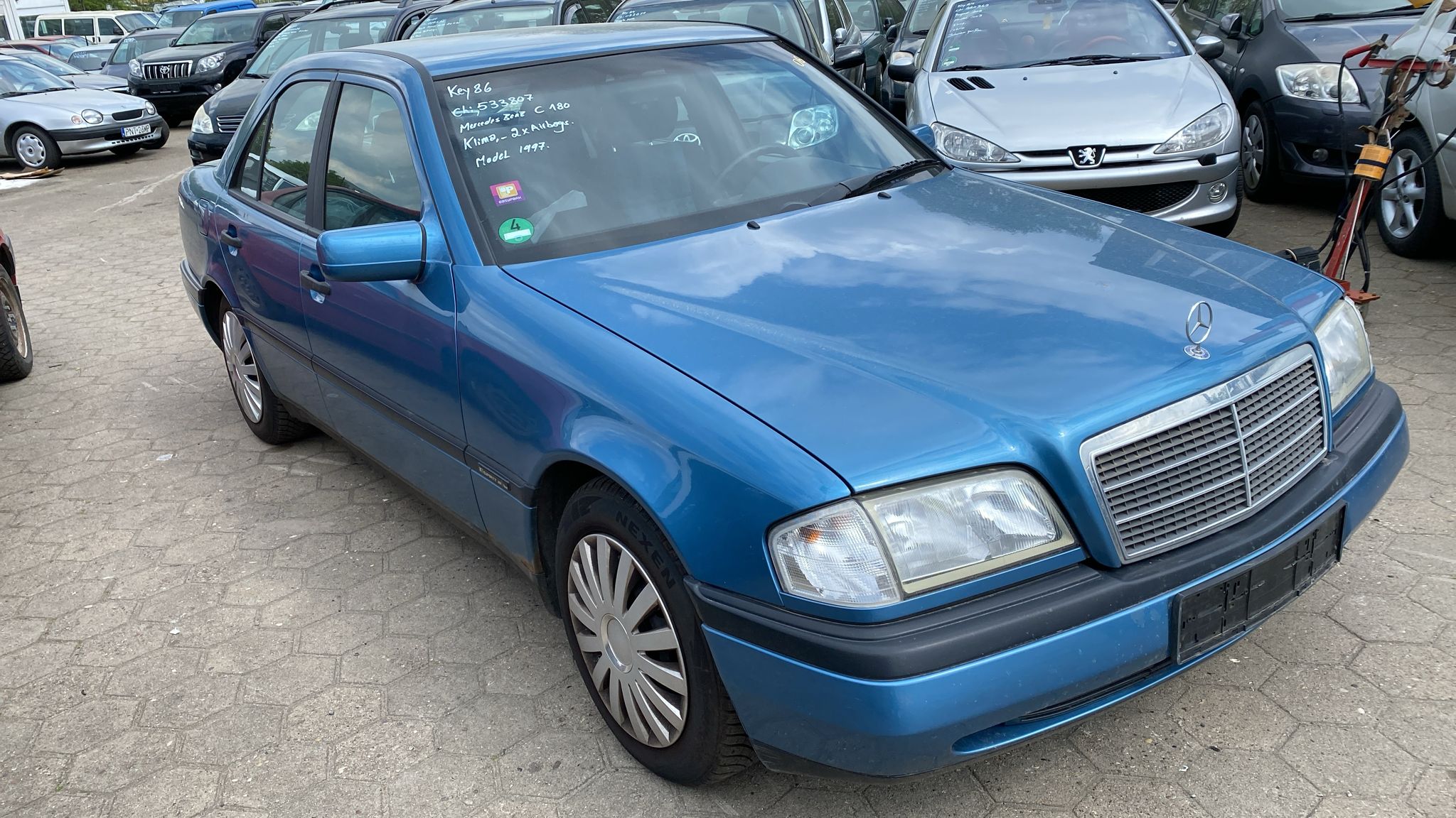 Mercedes C180