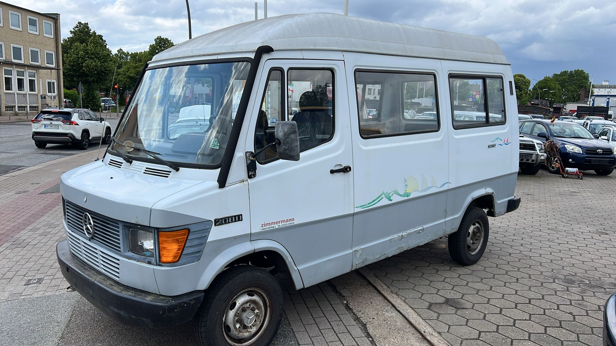 Mercedes 208