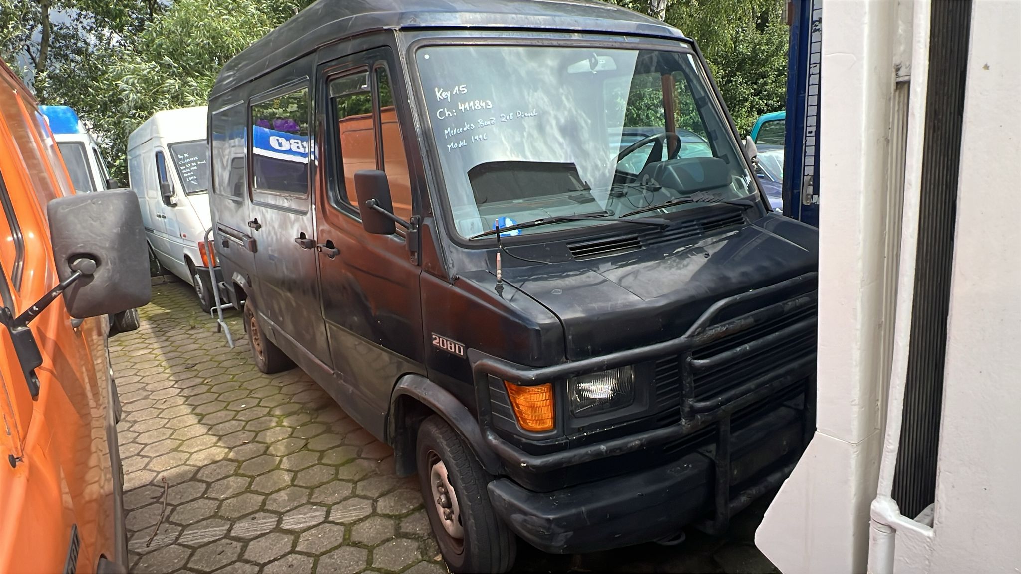 Mercedes 208