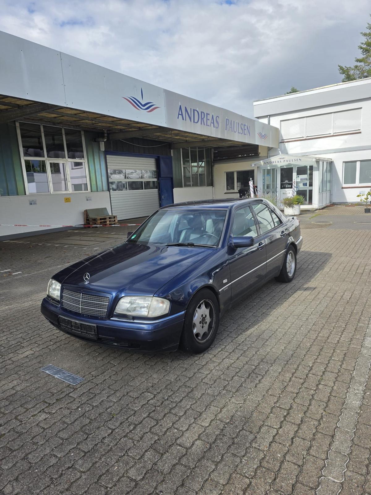 Mercedes C200