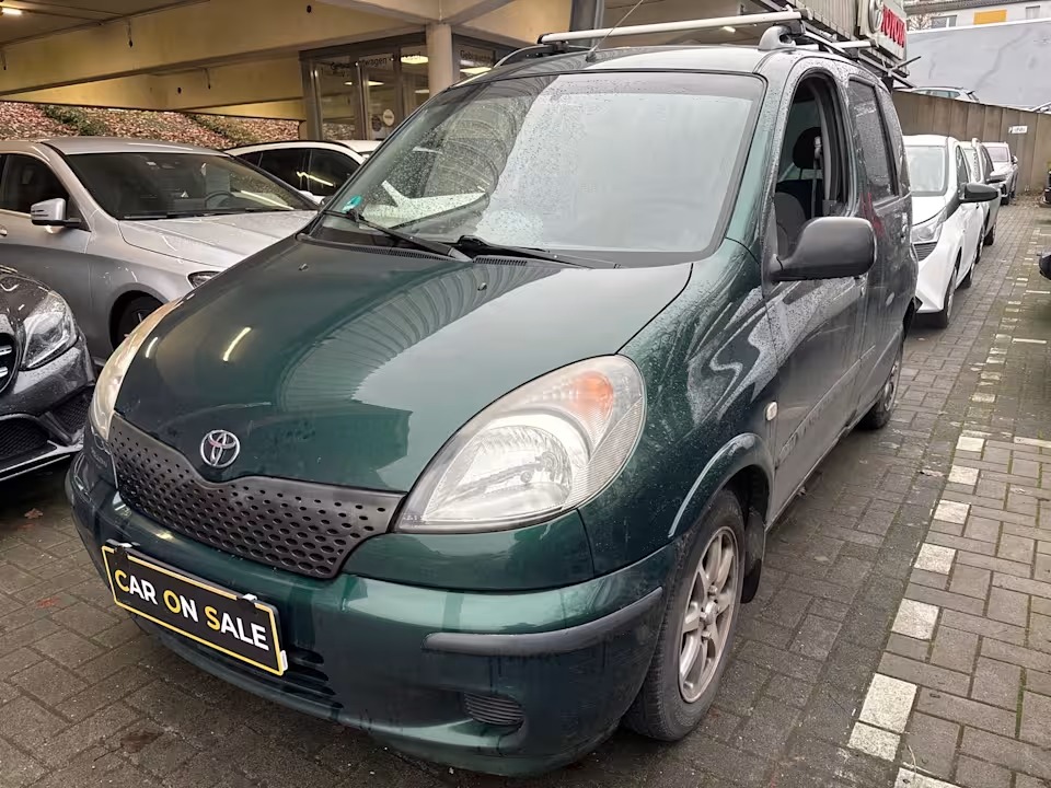 Toyota Yaris Verso