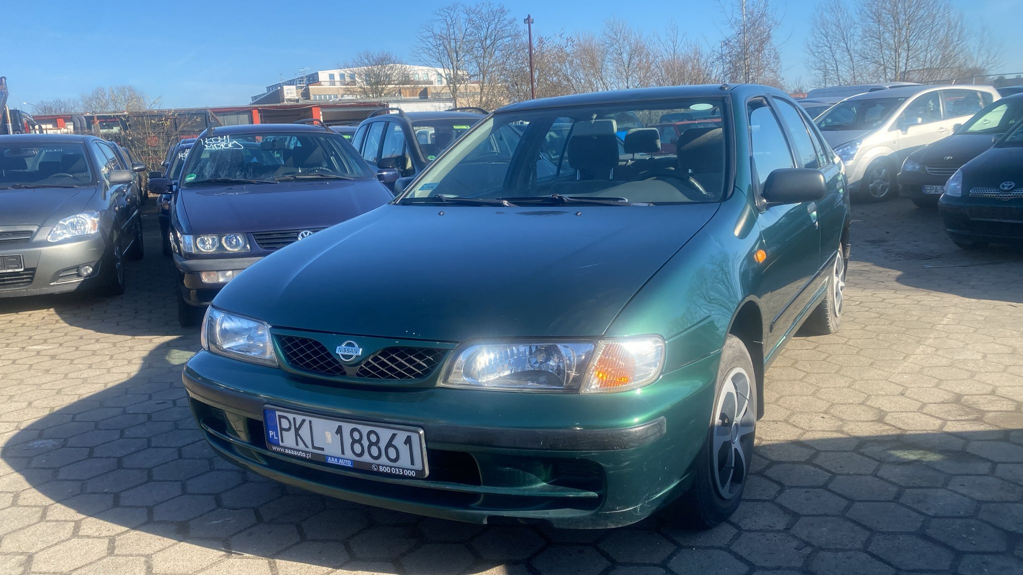 Nissan Almera