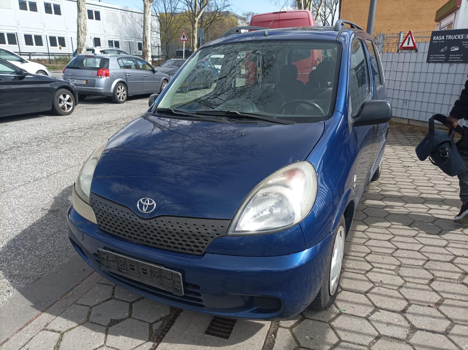 Toyota Yaris Verso