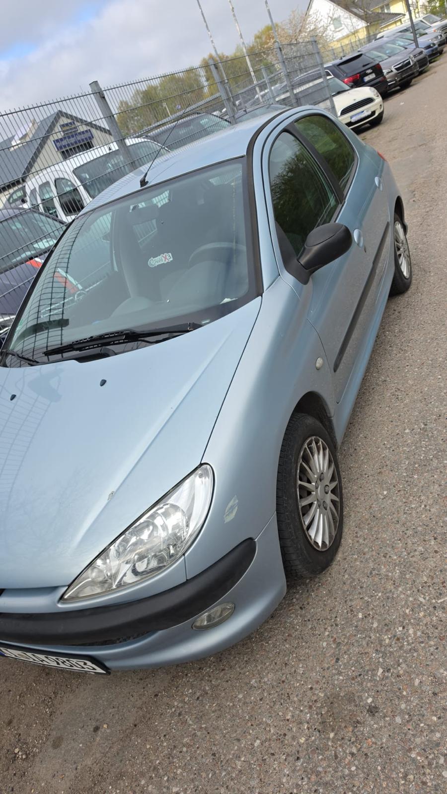 Peugeot 206