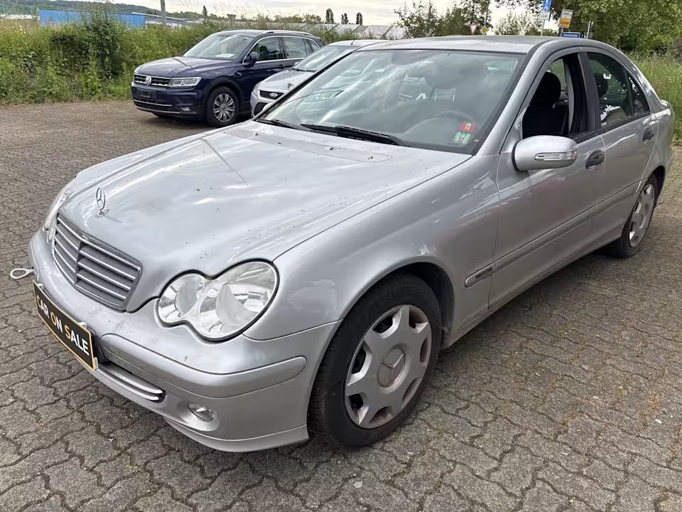 Mercedes C180