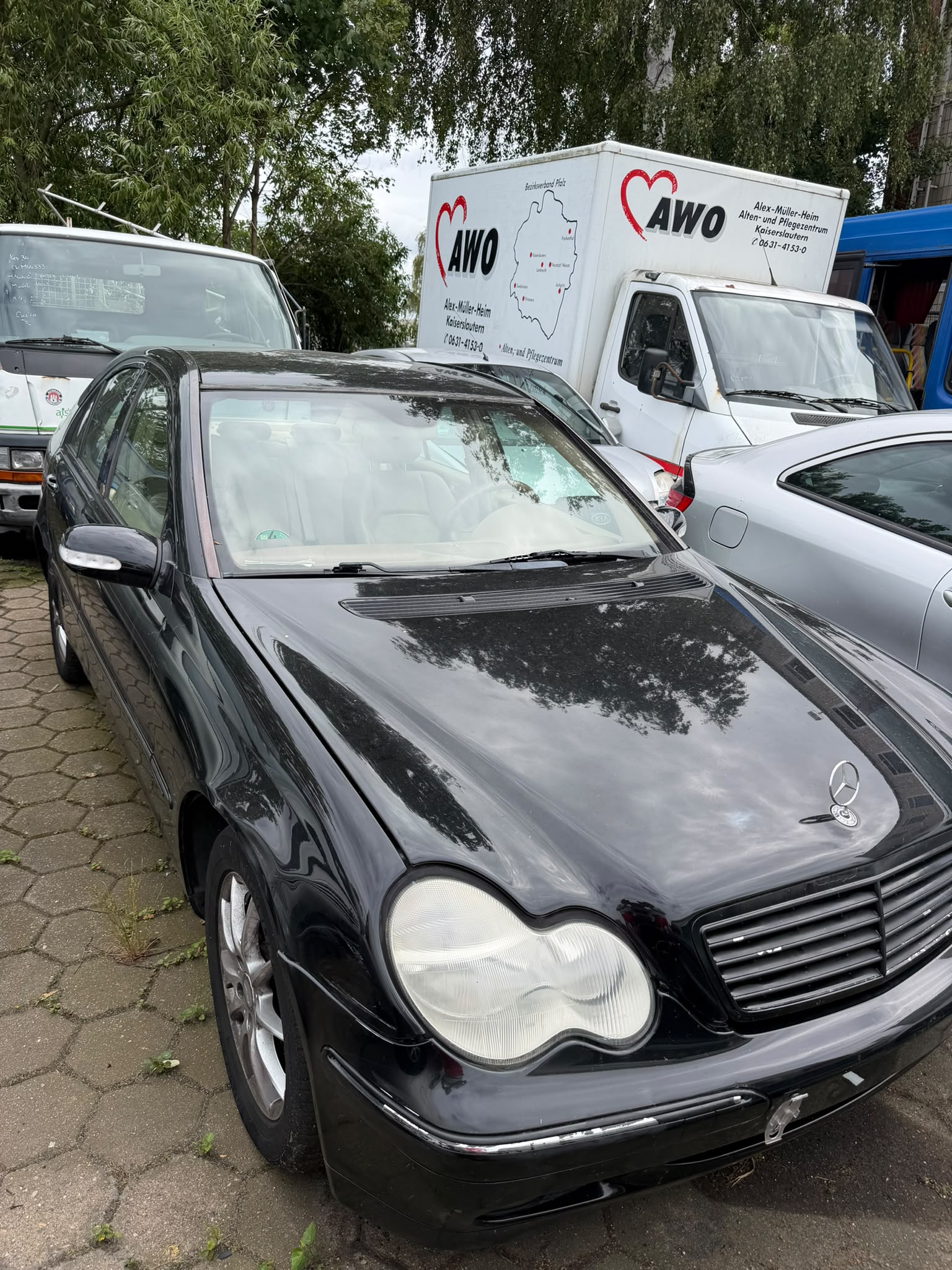 Mercedes C180