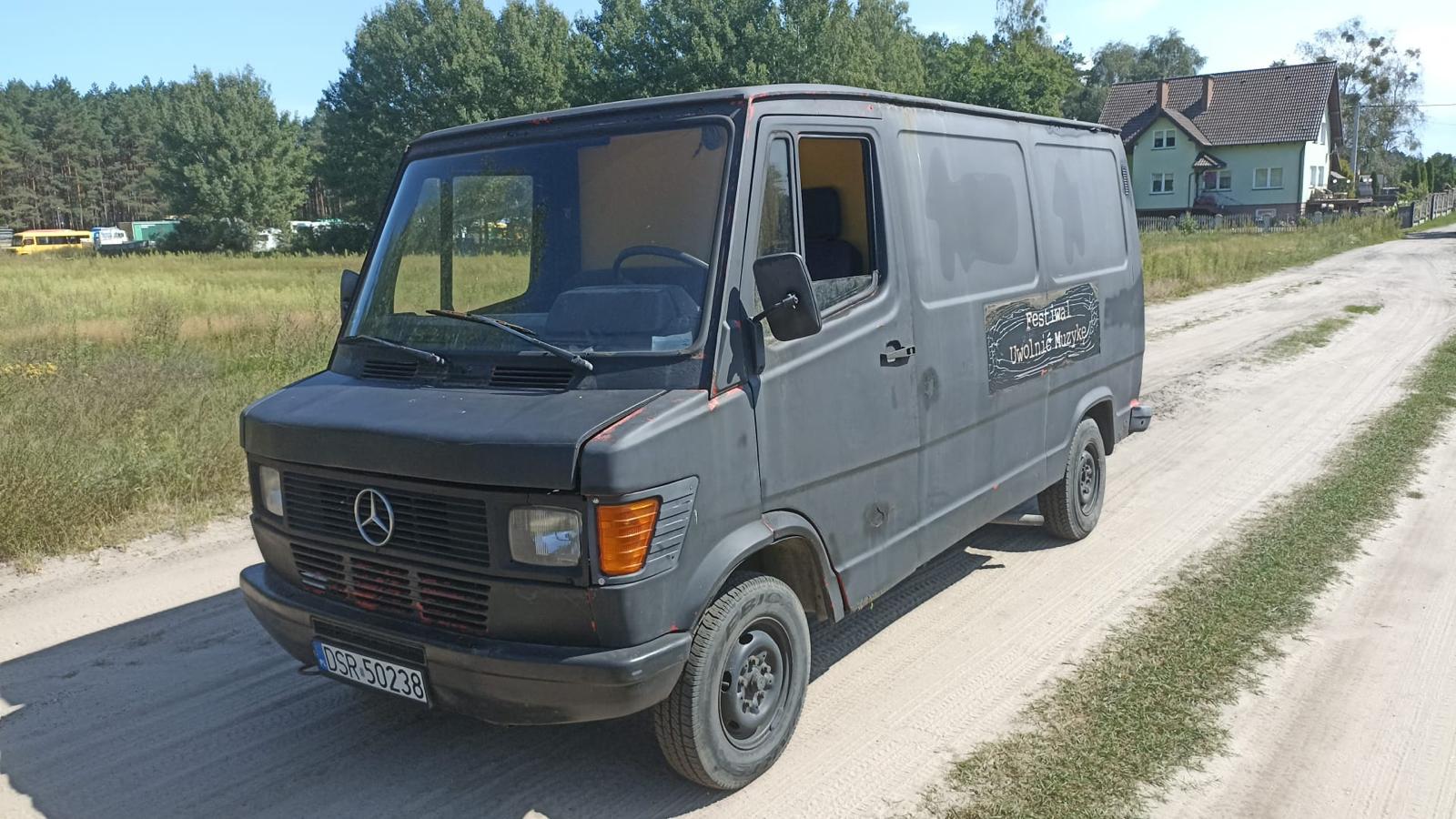 Mercedes 308