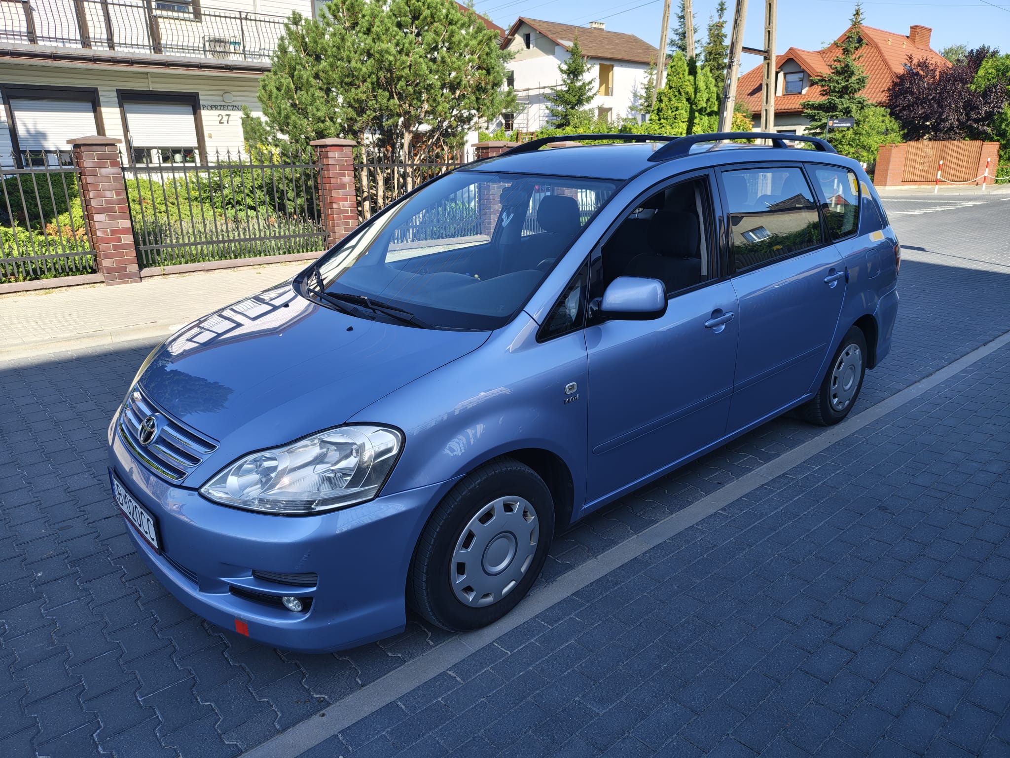 Toyota Avensis Verso