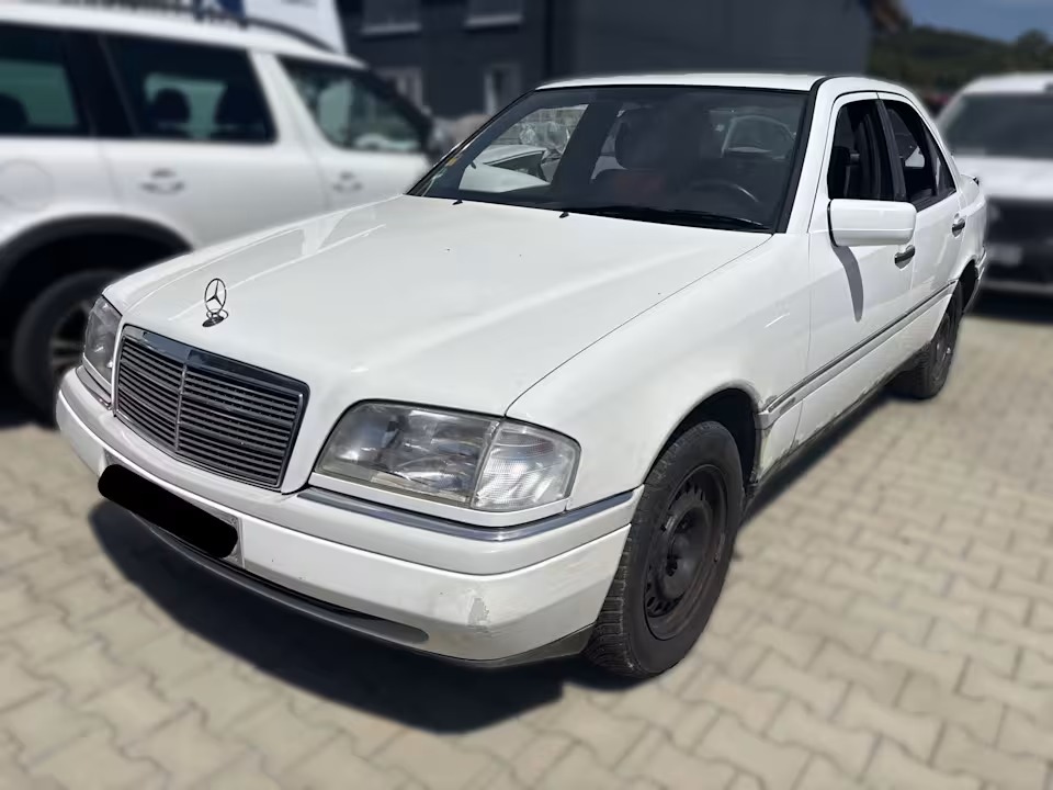 Mercedes C180