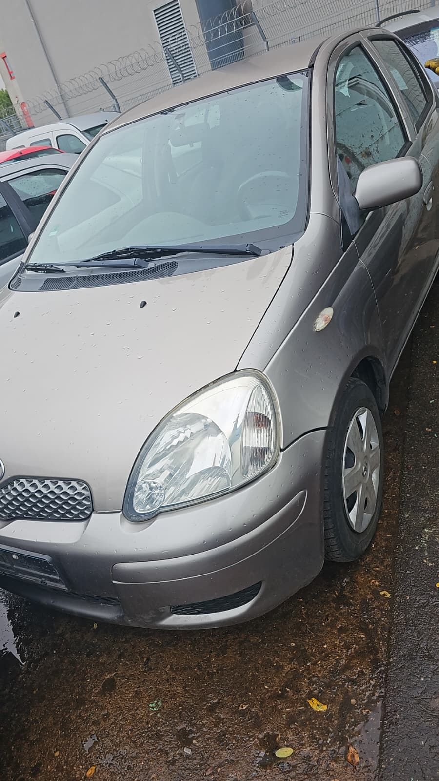 Toyot Yaris
